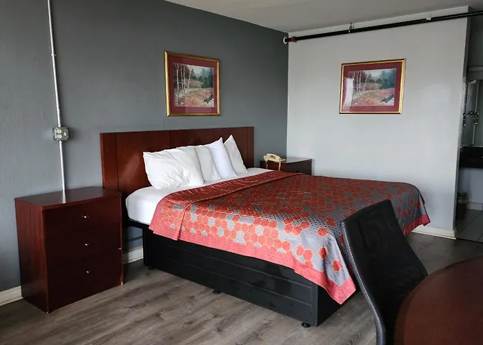 Starway Inn